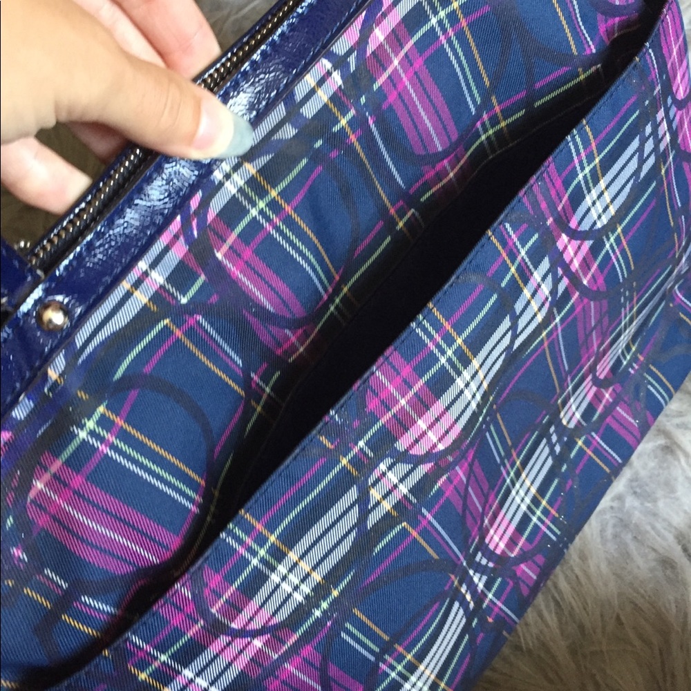 Coach bag! ๐ - Picture 4 of 4
